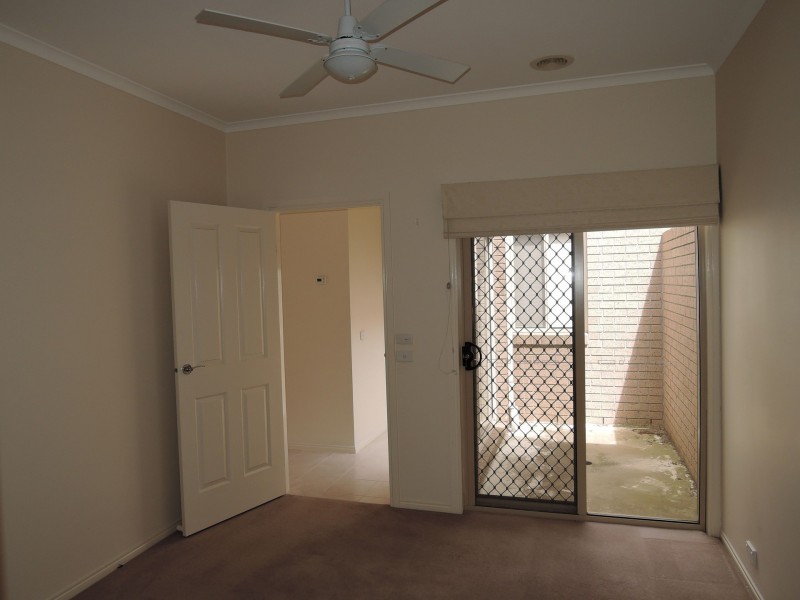 2/20 Anglia Court, Werribee VIC 3030