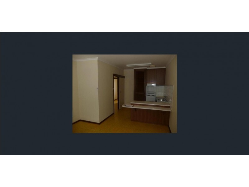 2/25  Mambourin Street, Werribee VIC 3030