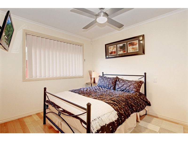 2/94 Rosella Avenue, Werribee VIC 3030