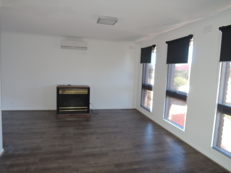 22 Durham Crescent, Hoppers Crossing VIC 3029