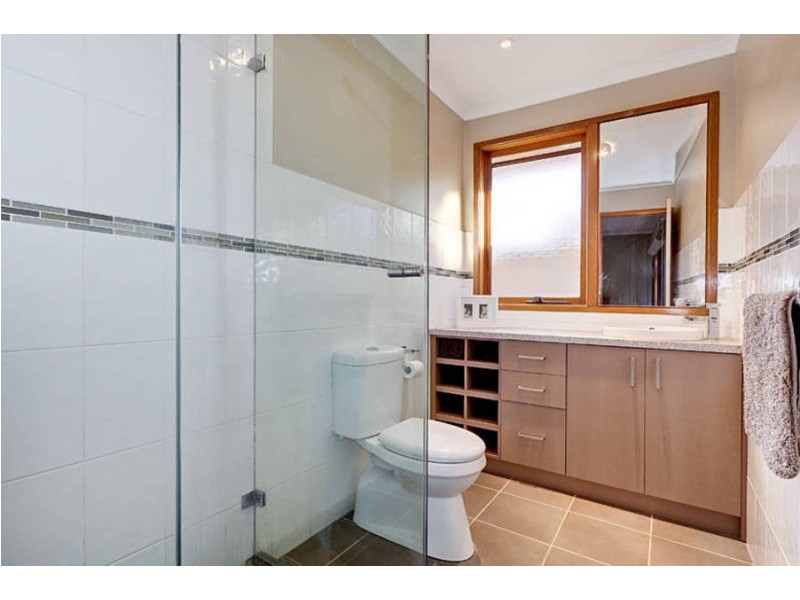 9 Moss Close, Hoppers Crossing VIC 3029