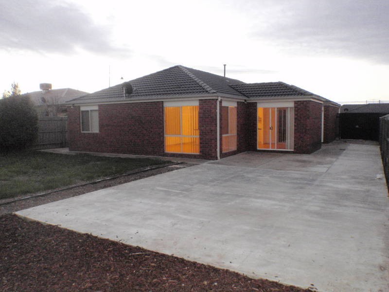 34 Halladale Avenue, Wyndham Vale VIC 3024