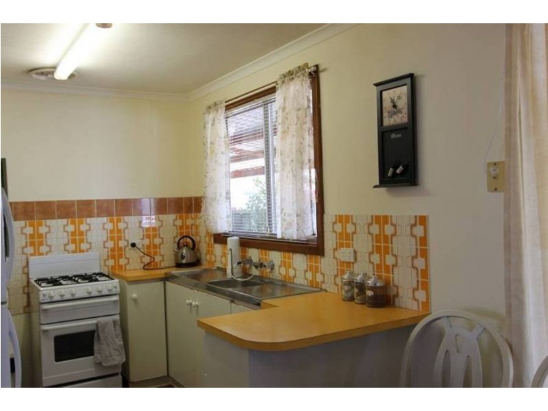 103 Shaw Street, Coolgardie WA 6429