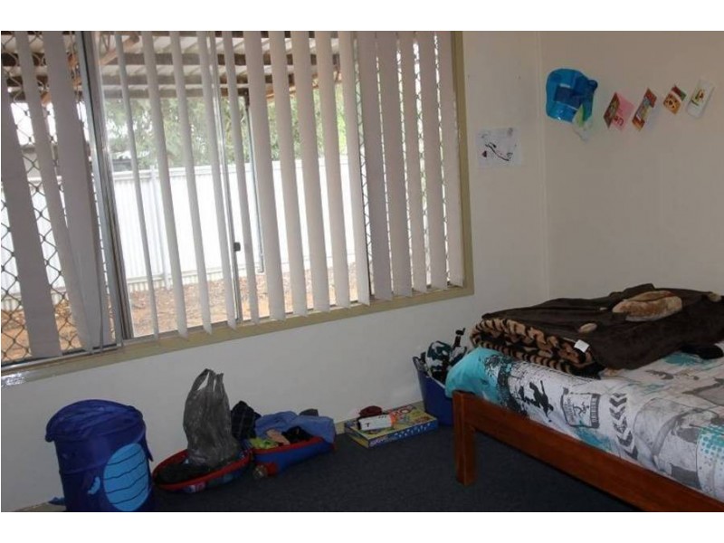 80 Sylvester Street, Coolgardie WA 6429