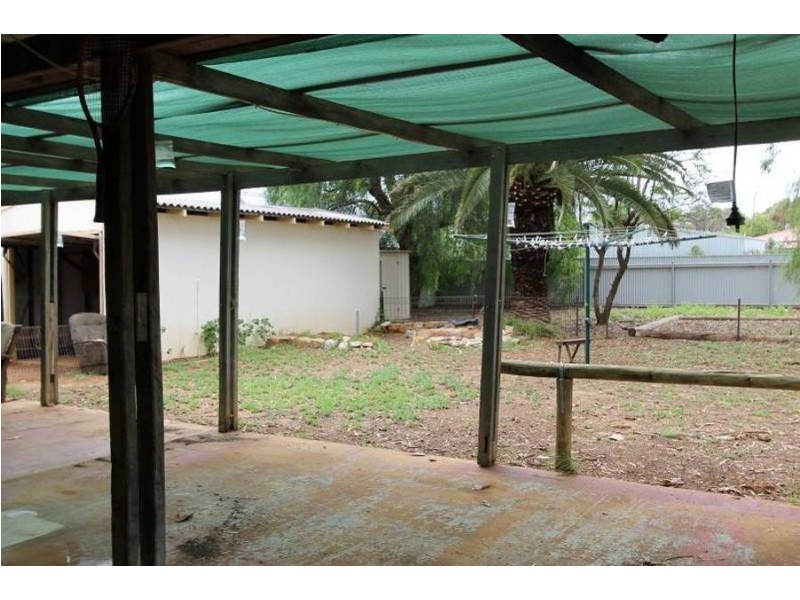 80 Sylvester Street, Coolgardie WA 6429