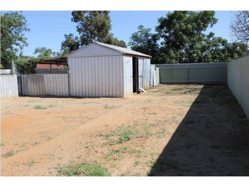 98 Woodward Street, Coolgardie WA 6429