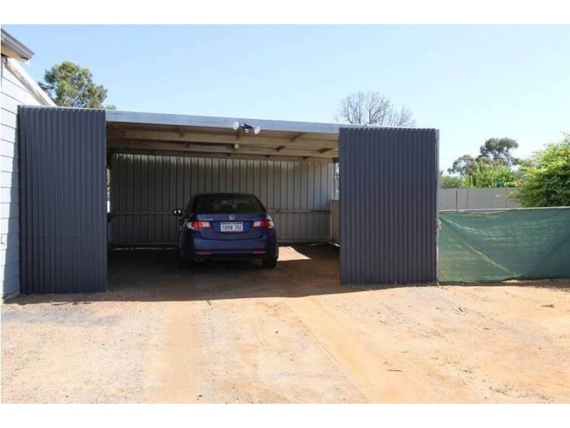 98 Woodward Street, Coolgardie WA 6429