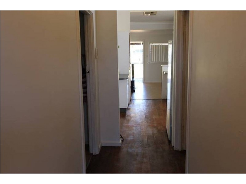 98 Woodward Street, Coolgardie WA 6429