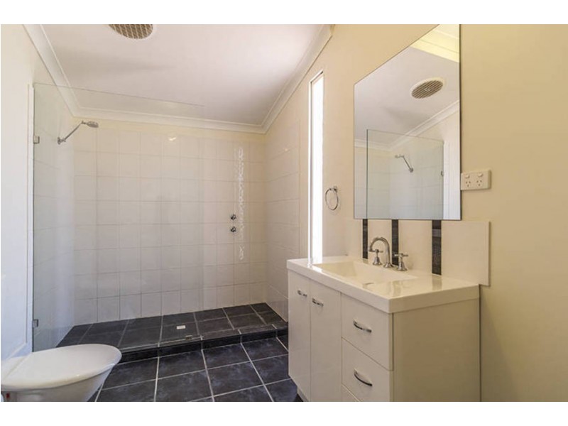 80 Shaw Street, Coolgardie WA 6429