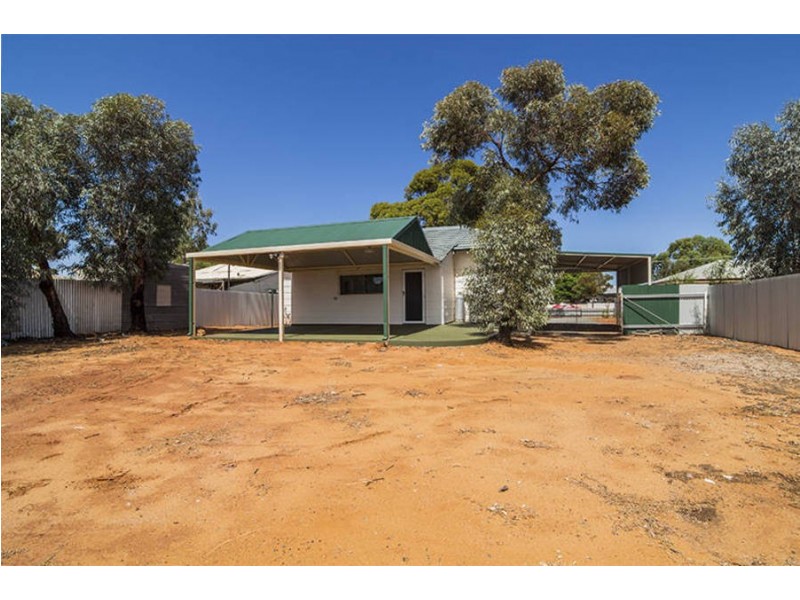 80 Shaw Street, Coolgardie WA 6429