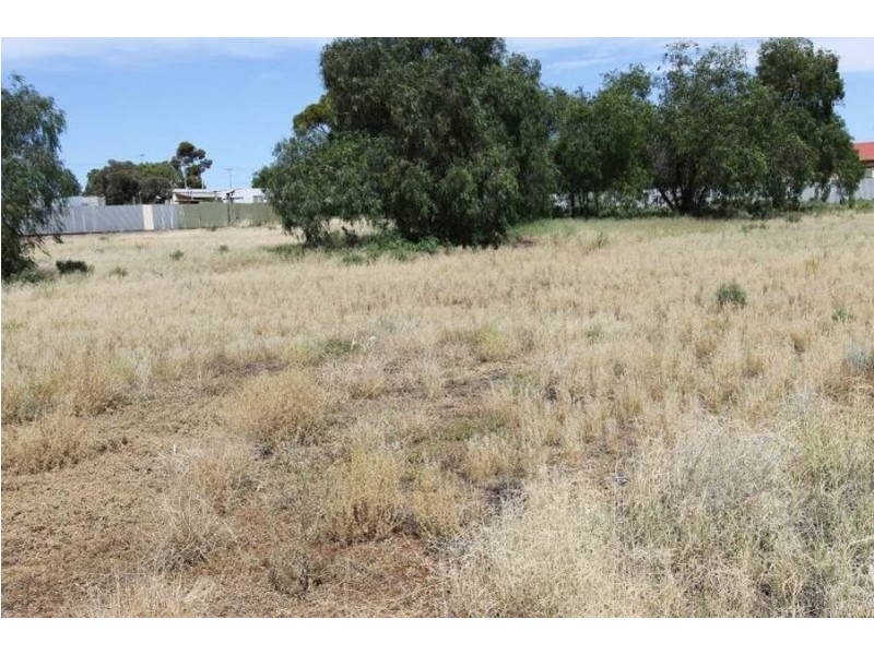 35  Bayley Street, Coolgardie WA 6429