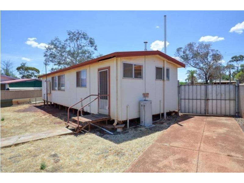 65  King Street, Coolgardie WA 6429