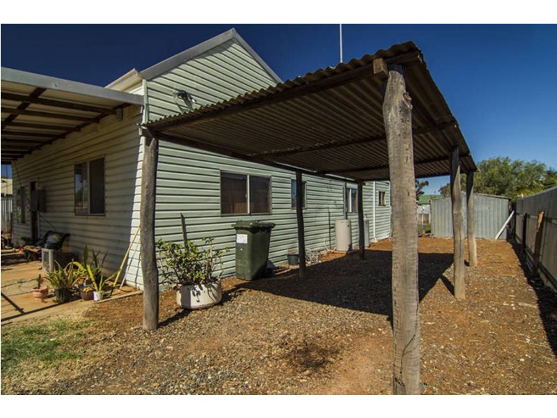 99 Sylvester Street, Coolgardie WA 6429