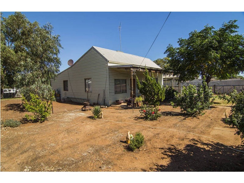 99 Sylvester Street, Coolgardie WA 6429
