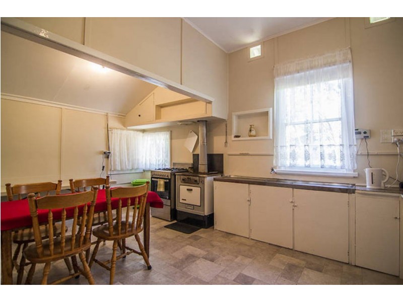 74 Shaw Street, Coolgardie WA 6429