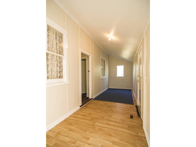 74 Shaw Street, Coolgardie WA 6429