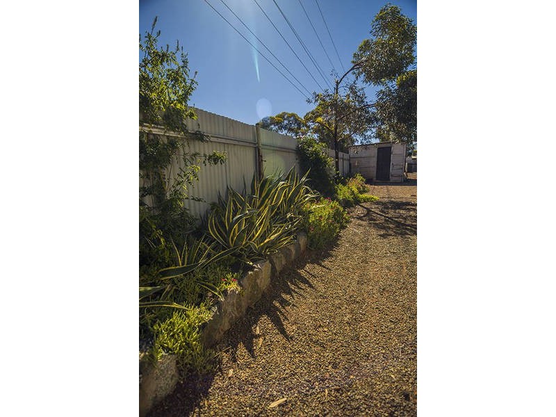 74 Shaw Street, Coolgardie WA 6429