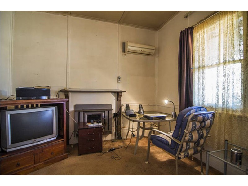 62 King Street, Coolgardie WA 6429