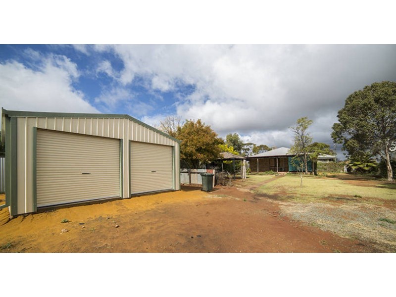 82 King Street, Coolgardie WA 6429