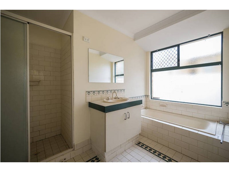 82 King Street, Coolgardie WA 6429