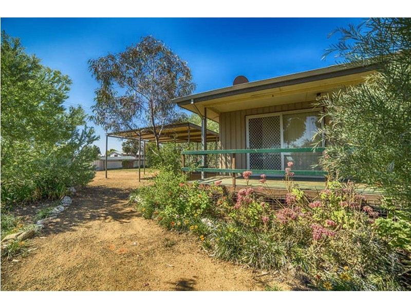 73 King Street, Coolgardie WA 6429