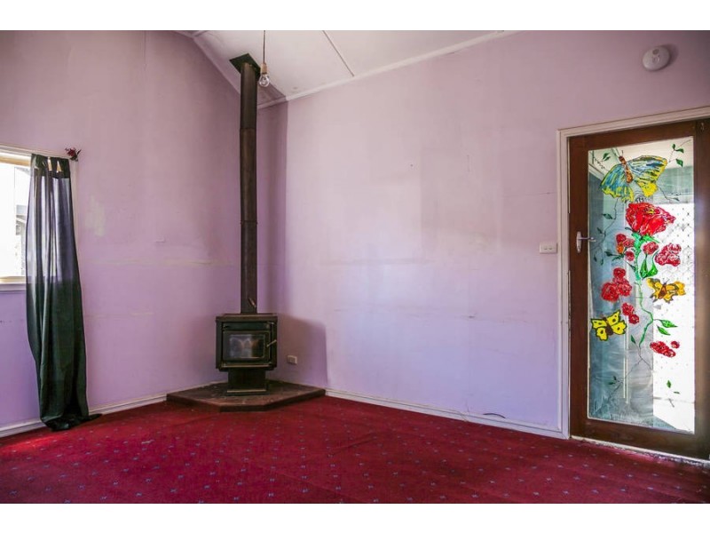 77 Shaw Street, Coolgardie WA 6429