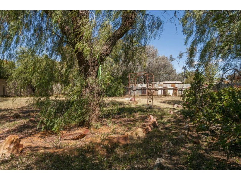 77 Shaw Street, Coolgardie WA 6429