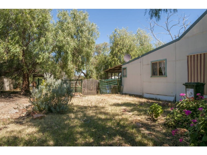 77 Shaw Street, Coolgardie WA 6429