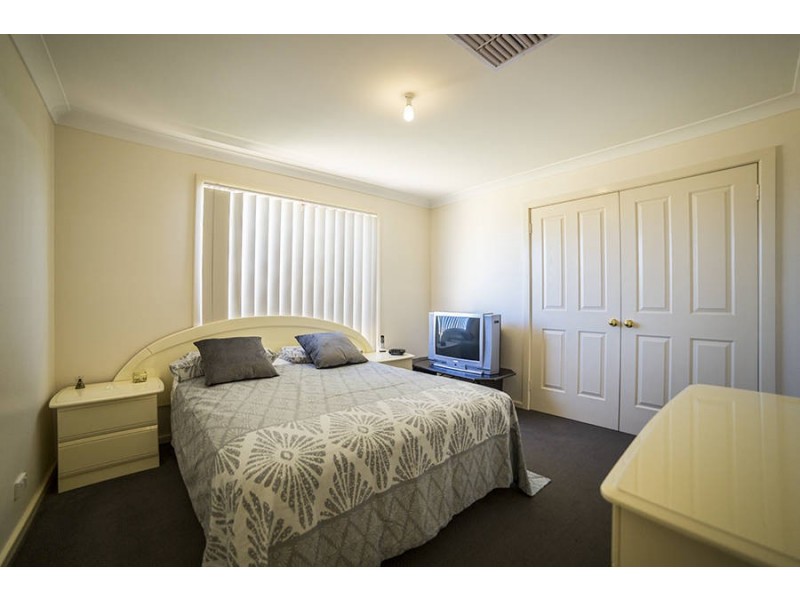 106 Forrest Street, Coolgardie WA 6429