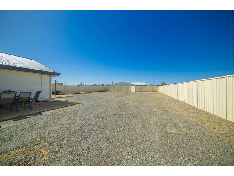 106 Forrest Street, Coolgardie WA 6429