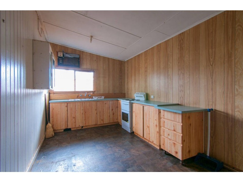 76 King Street, Coolgardie WA 6429