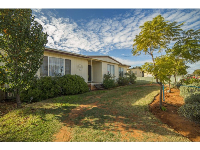 112 Lindsay Street, Coolgardie WA 6429