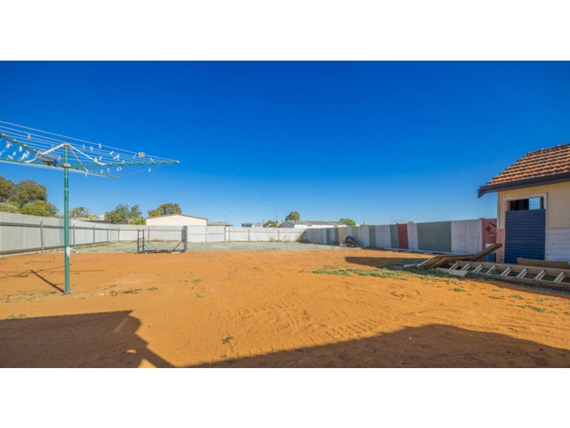 107 Shaw Street, Coolgardie WA 6429