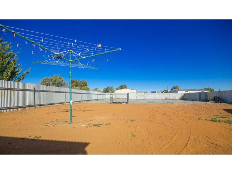 107 Shaw Street, Coolgardie WA 6429