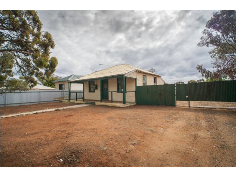 78 Shaw Street, Coolgardie WA 6429