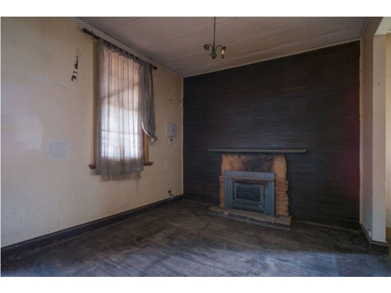 78 Shaw Street, Coolgardie WA 6429