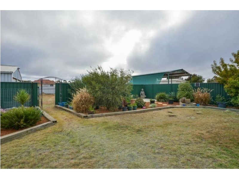 124 Sylvester Street, Coolgardie WA 6429