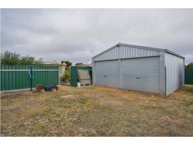 124 Sylvester Street, Coolgardie WA 6429