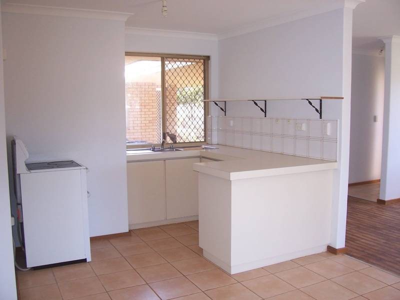 1/33 Sylvester Street, Coolgardie WA 6429