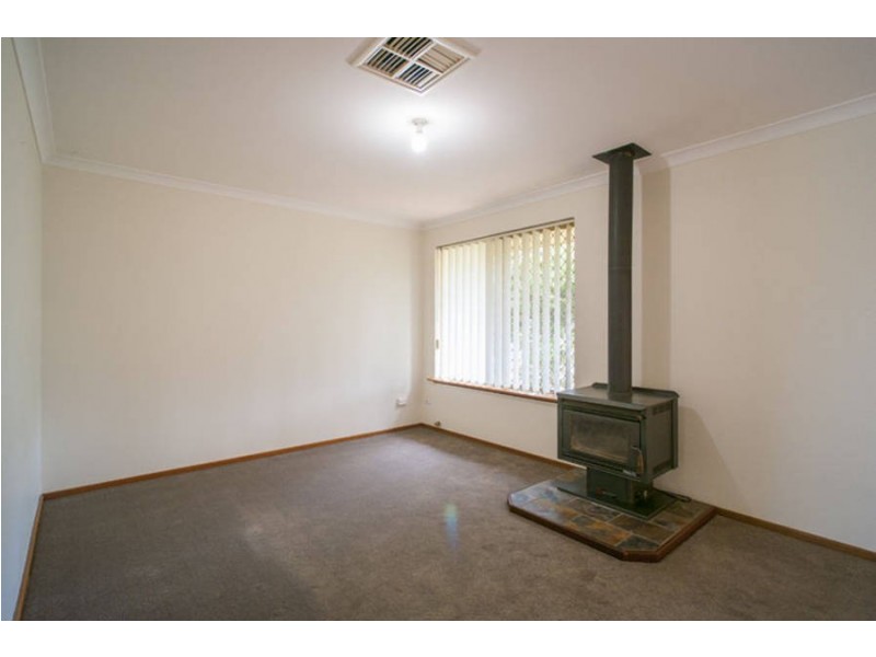 2/33 Sylvester Street, Coolgardie WA 6429