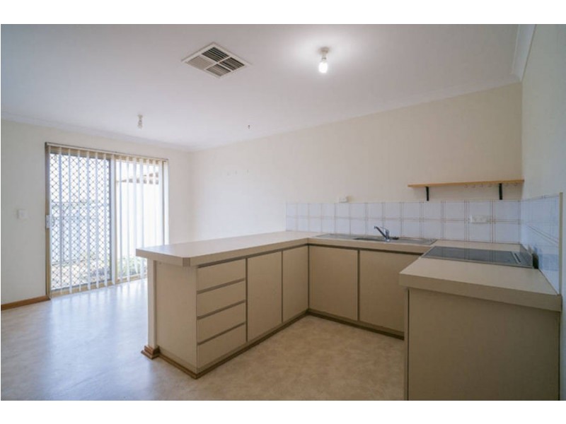 2/33 Sylvester Street, Coolgardie WA 6429