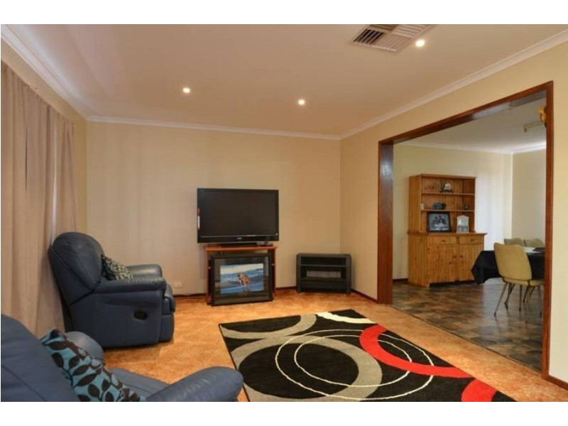 116 Sylvester Street, Coolgardie WA 6429