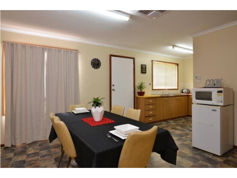 116 Sylvester Street, Coolgardie WA 6429