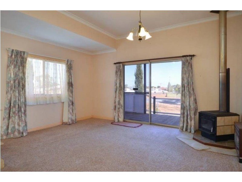 94  Shaw Street, Coolgardie WA 6429