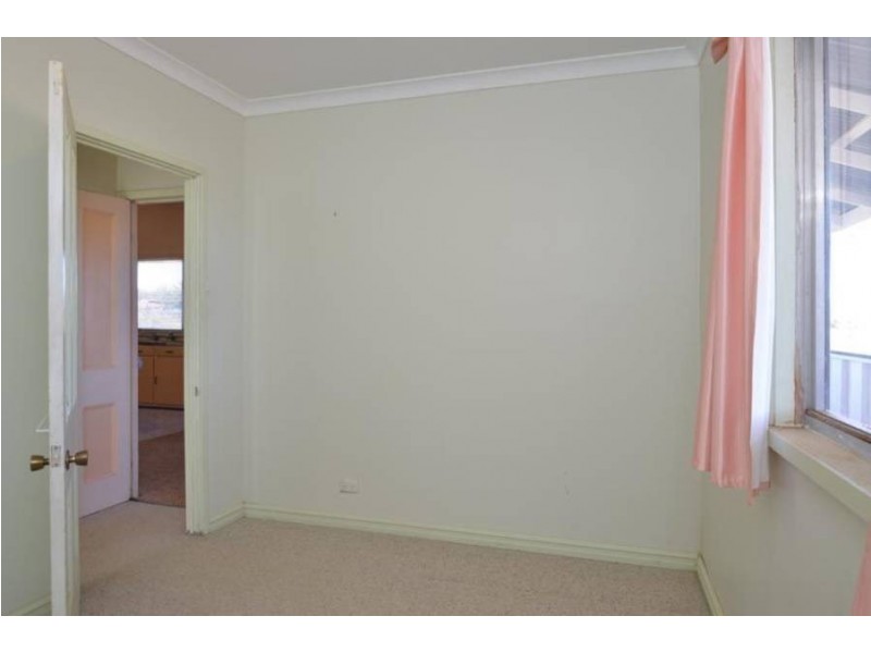 94  Shaw Street, Coolgardie WA 6429