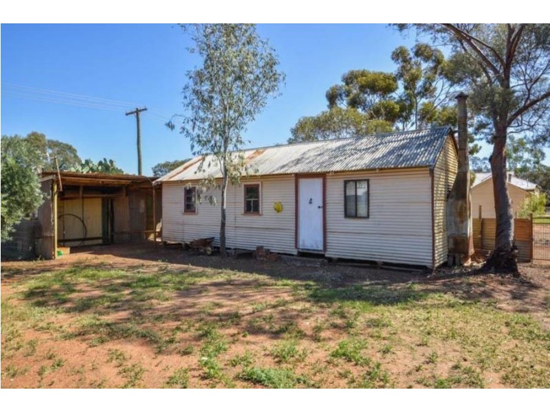 94  Shaw Street, Coolgardie WA 6429