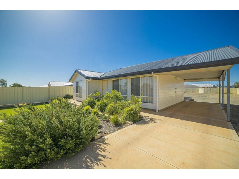 106  Forrest Street, Coolgardie WA 6429