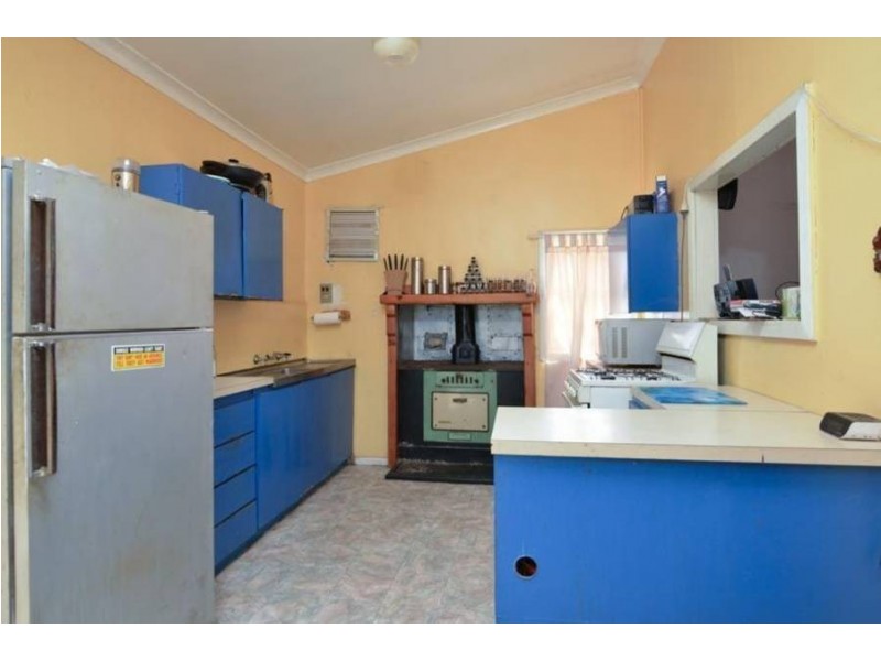 43 Sylvester Street, Coolgardie WA 6429