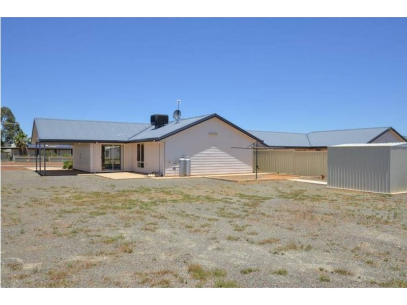 106 Forrest Street, Coolgardie WA 6429