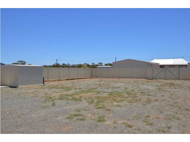 106 Forrest Street, Coolgardie WA 6429